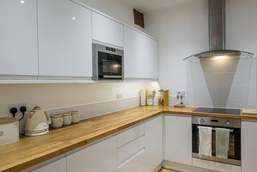 Barbican, Plymouth Outstanding Luxury Apartment ภายนอก รูปภาพ