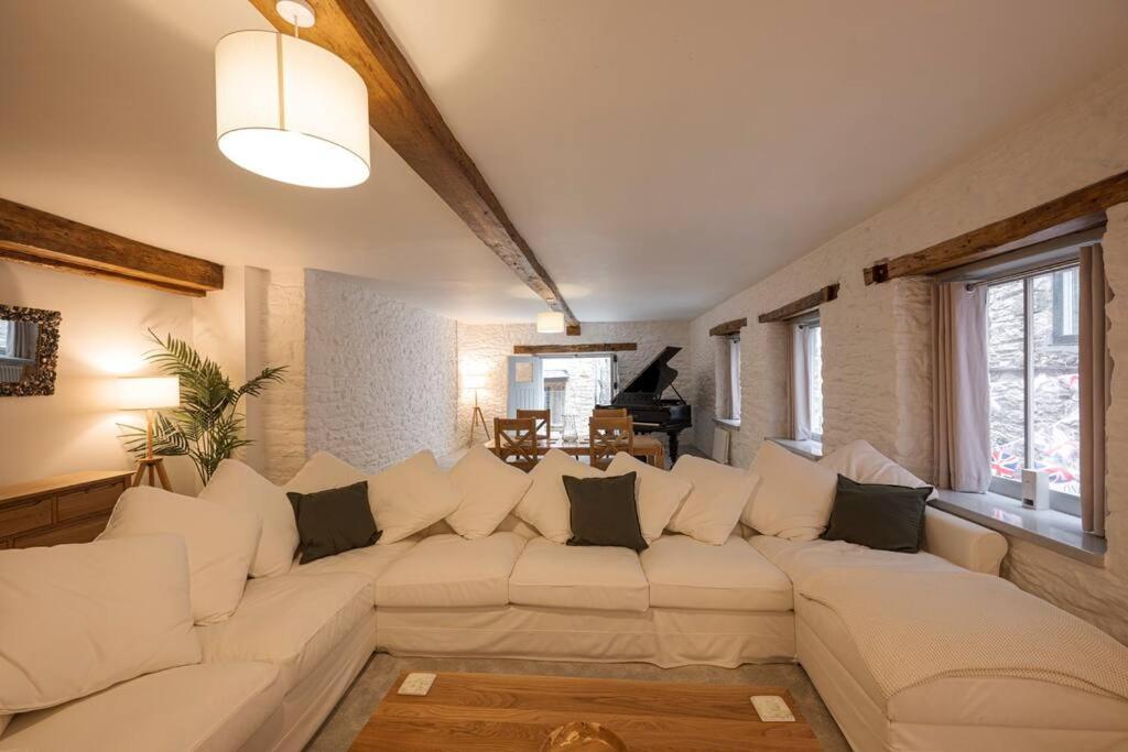Barbican, Plymouth Outstanding Luxury Apartment ภายนอก รูปภาพ